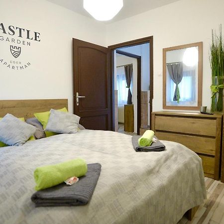 Castle Garden Apartman Еґер Екстер'єр фото