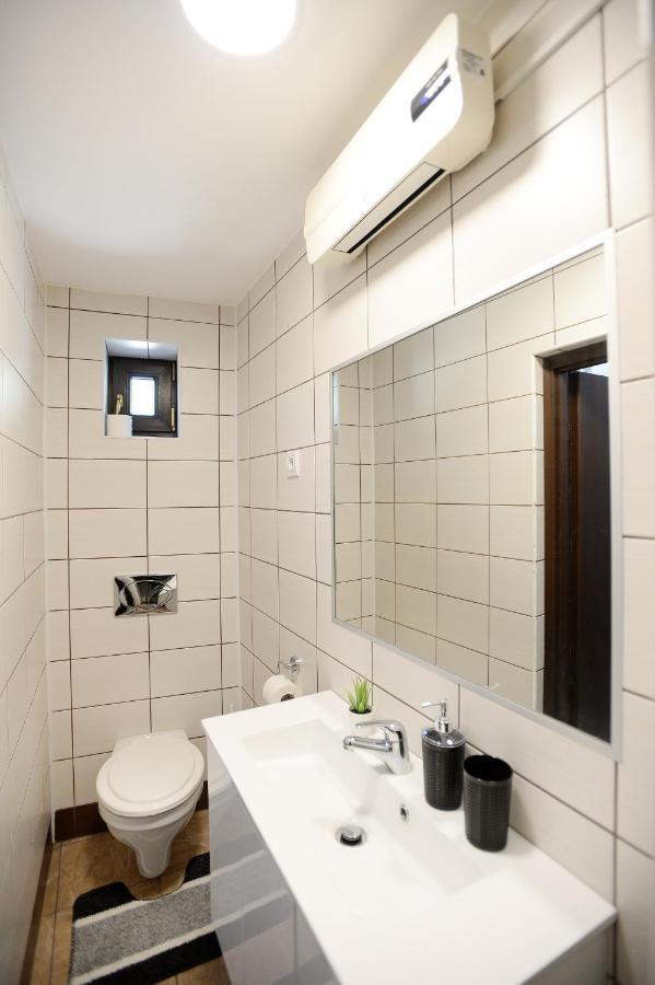 Castle Garden Apartman Еґер Екстер'єр фото