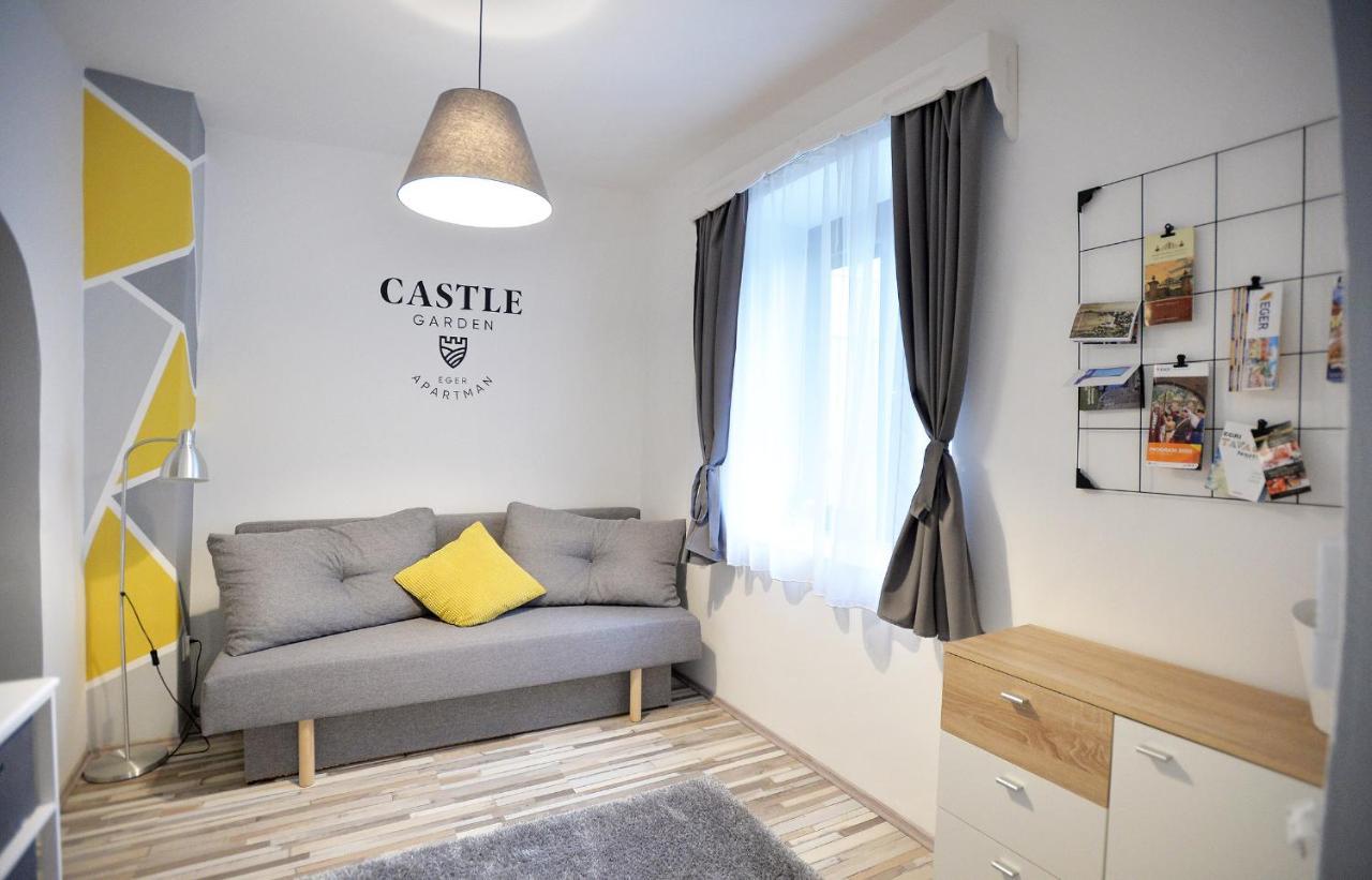 Castle Garden Apartman Еґер Екстер'єр фото