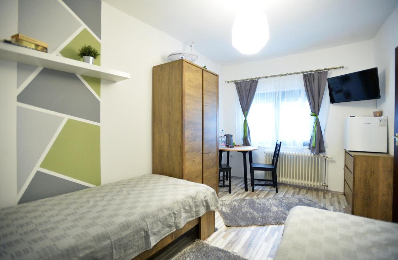 Castle Garden Apartman Еґер Екстер'єр фото