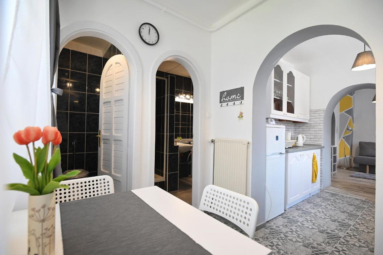 Castle Garden Apartman Еґер Екстер'єр фото